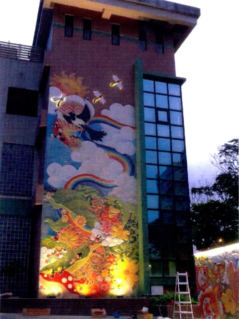 Photo6: Colorful Campus of Fun Learning